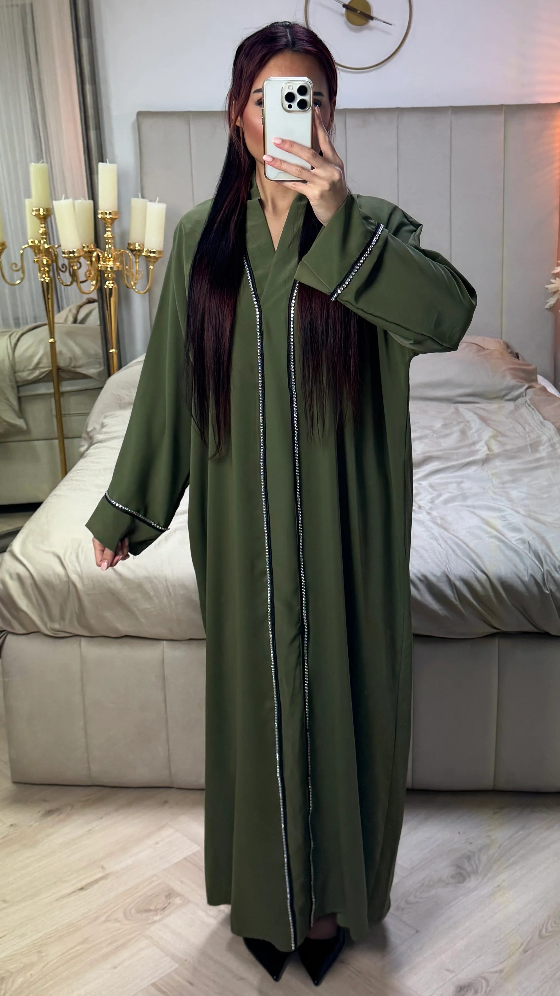 V Neck Abaya Diamonds - Image 11