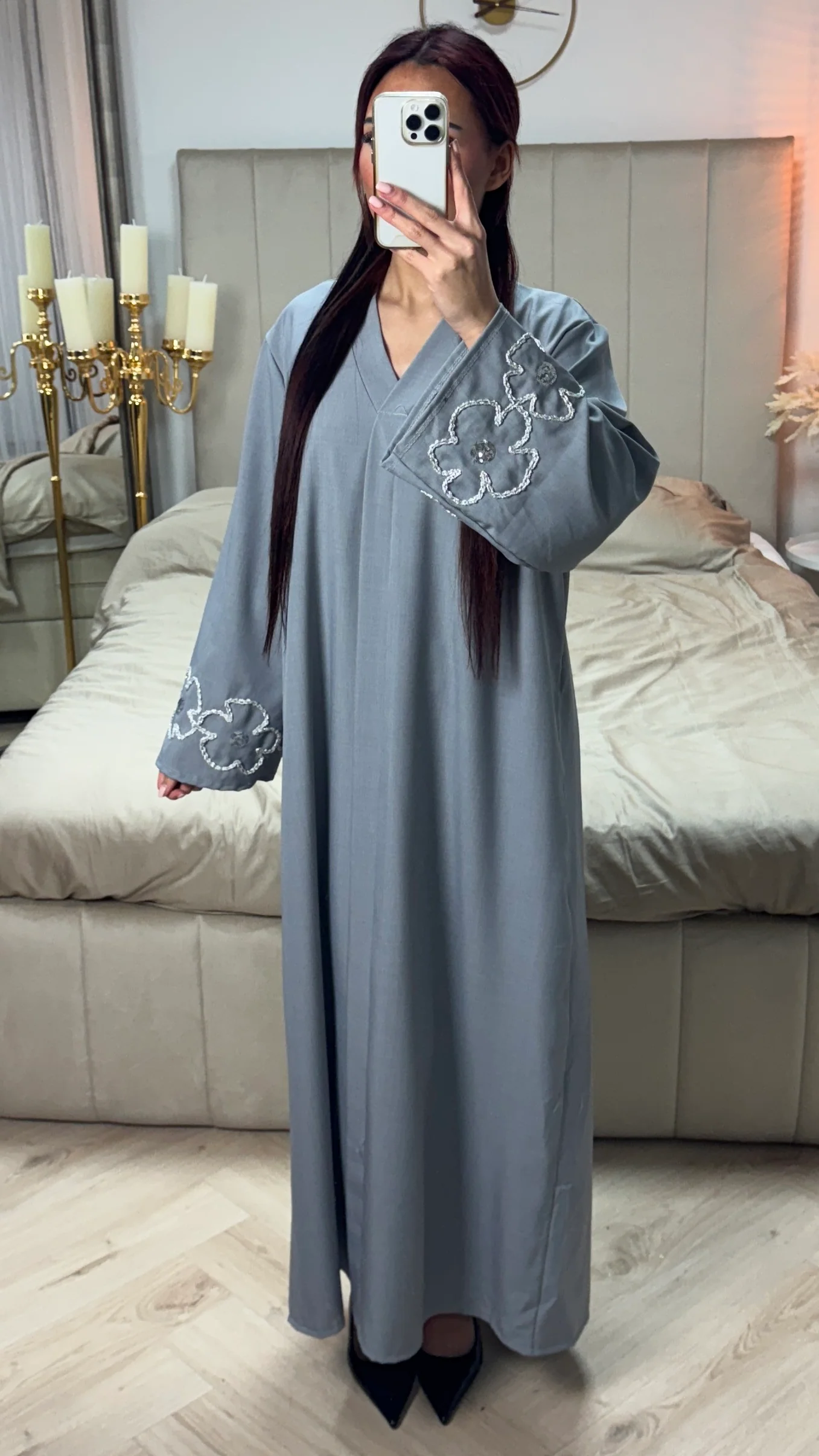 V Neck Abaya Flower Embroidery Detail - Image 11