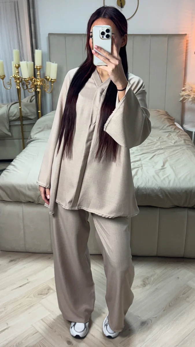 V Neck Essential Oversized Set - Image 14