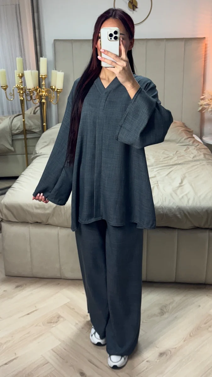 V Neck Essential Oversized Set - Image 16
