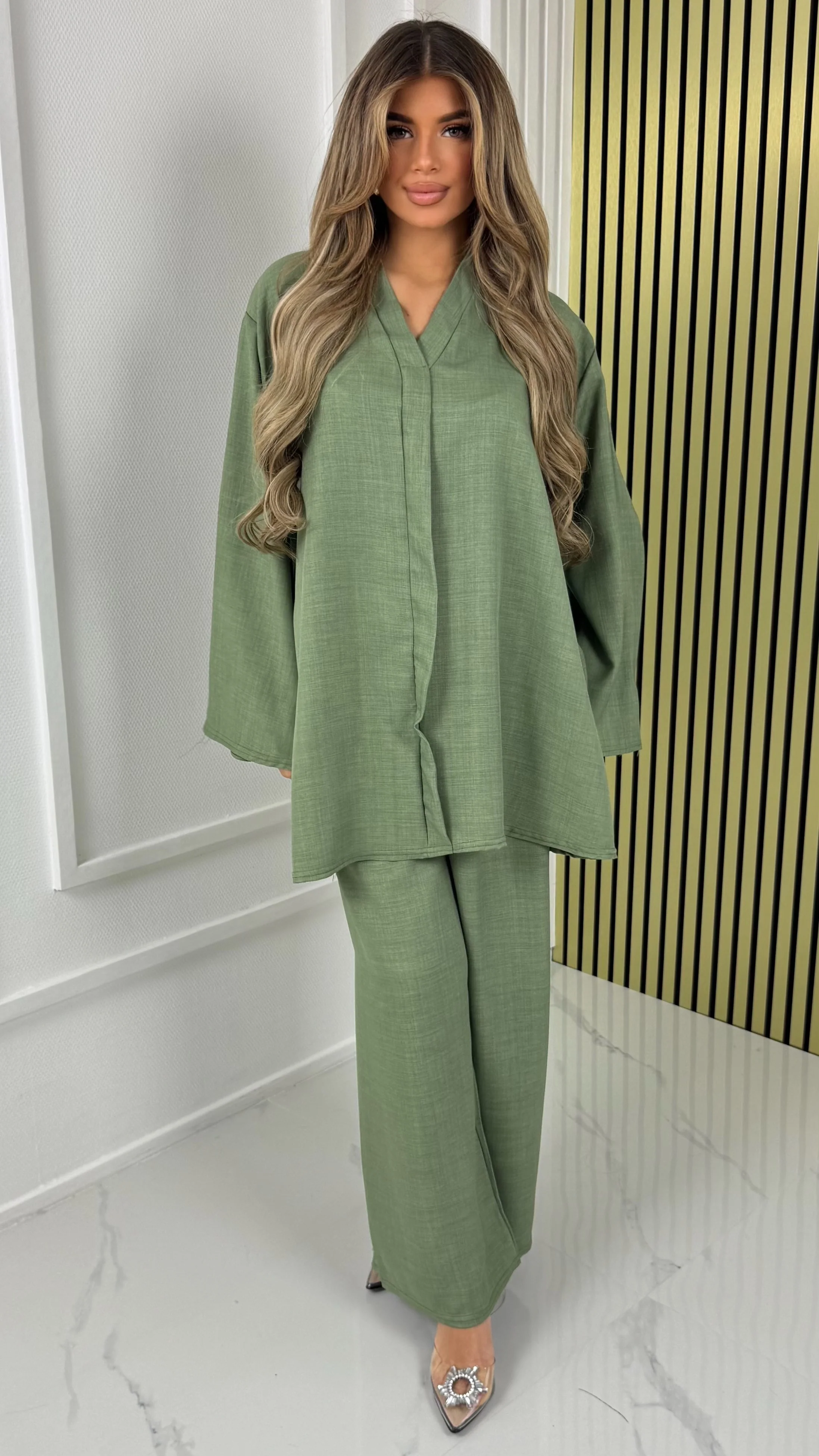 V Neck Essential Oversized Set - Image 21