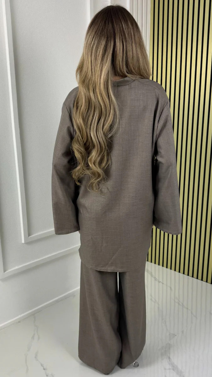 V Neck Essential Oversized Set - Image 6