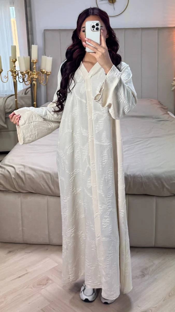 V Neck Flower Embroidery Maxi Dress - Image 3