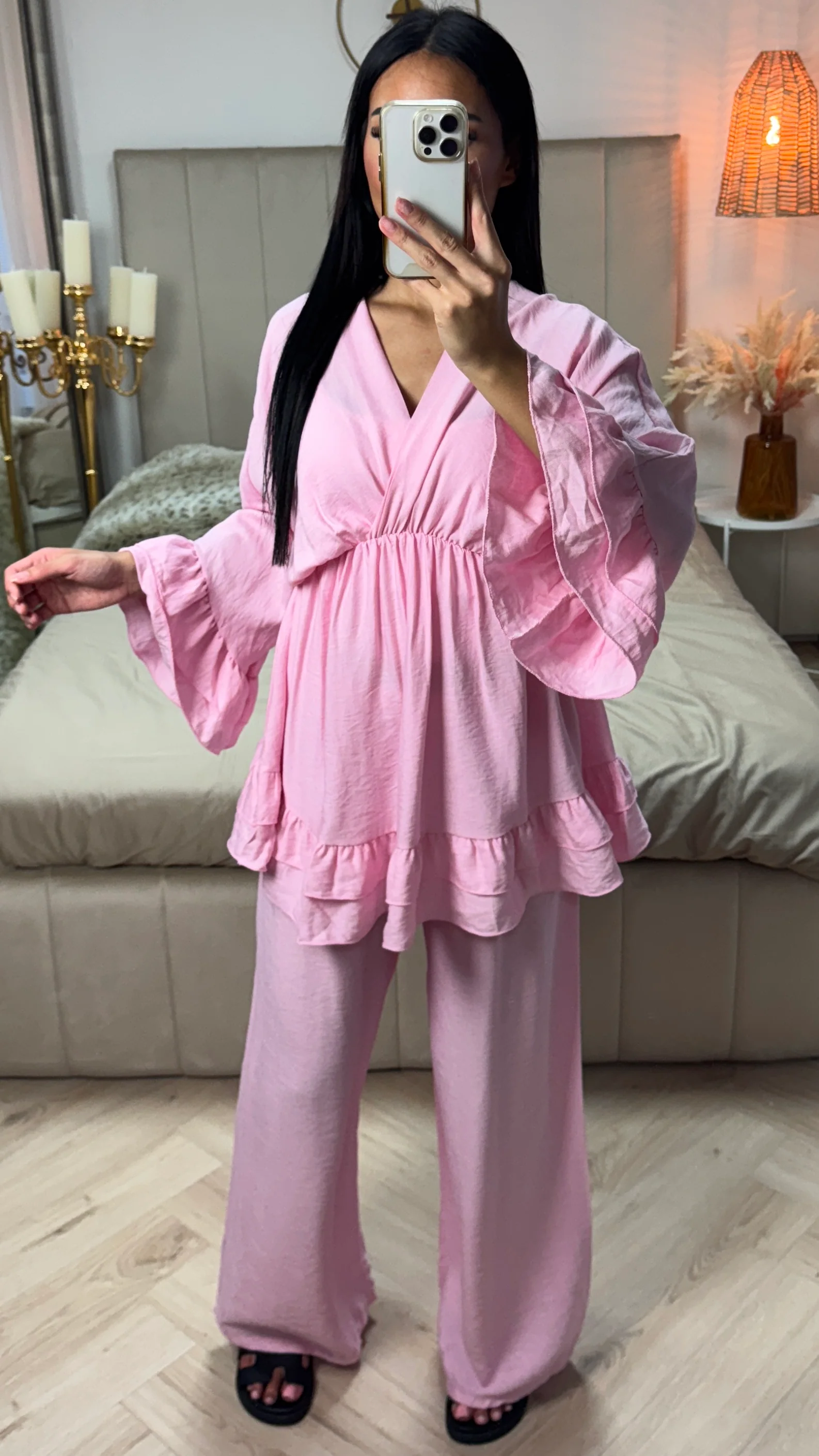 V Neck Oversized Set Ruffle Details - Image 5