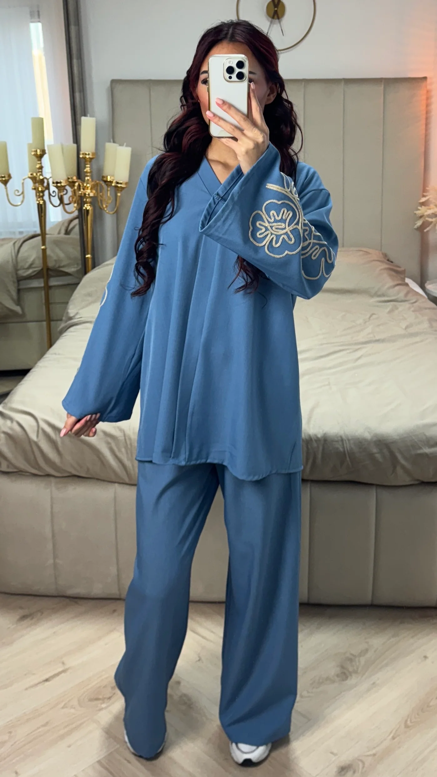 V Neck Set Embroidery Sleeves - Image 17