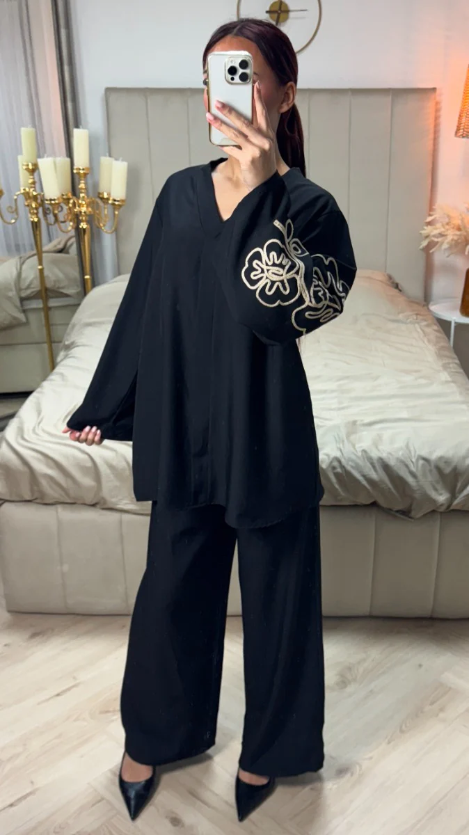 V Neck Set Embroidery Sleeves - Image 19
