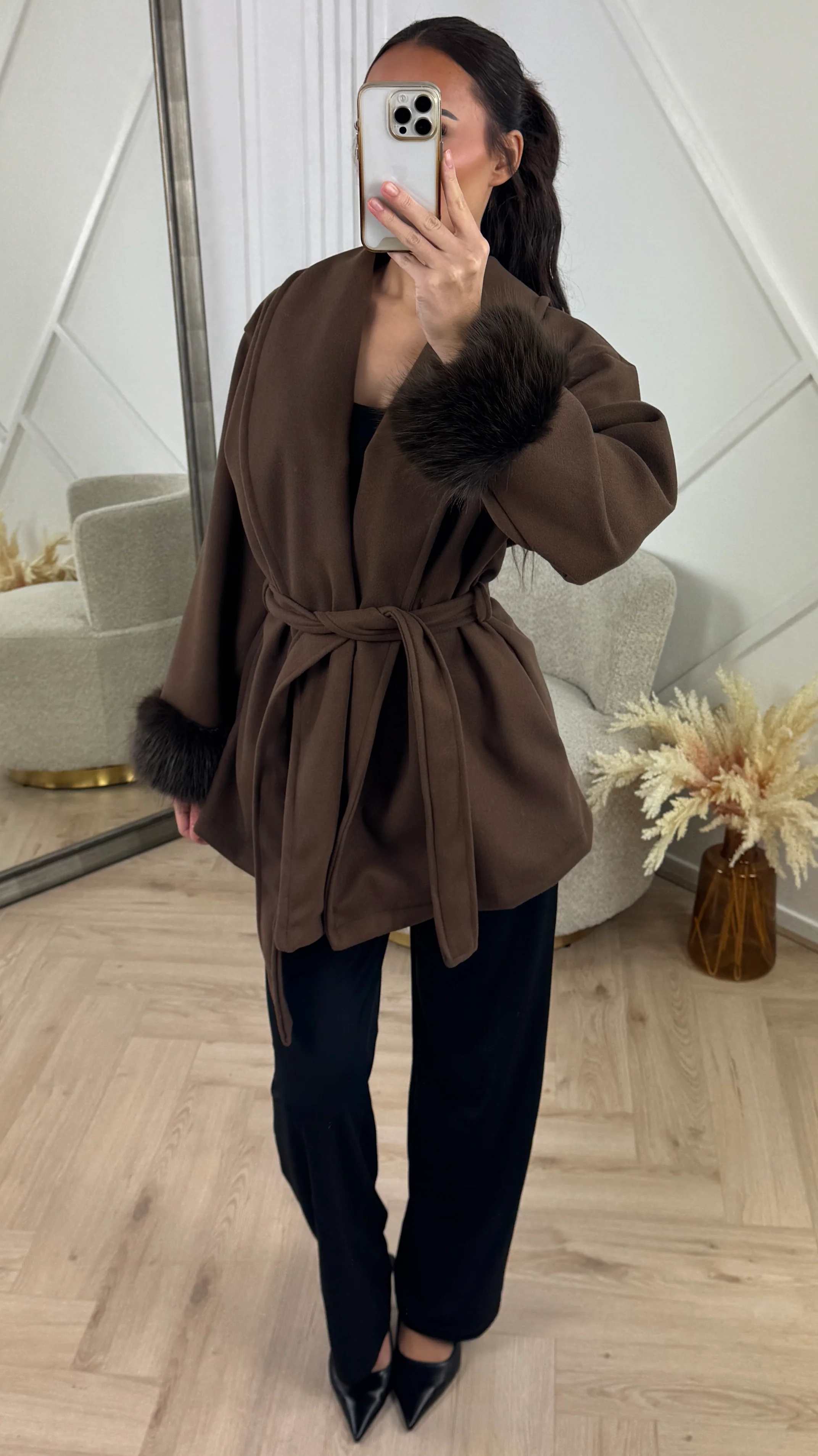Wrap Coat met Faux Fur Manchetten - Image 10