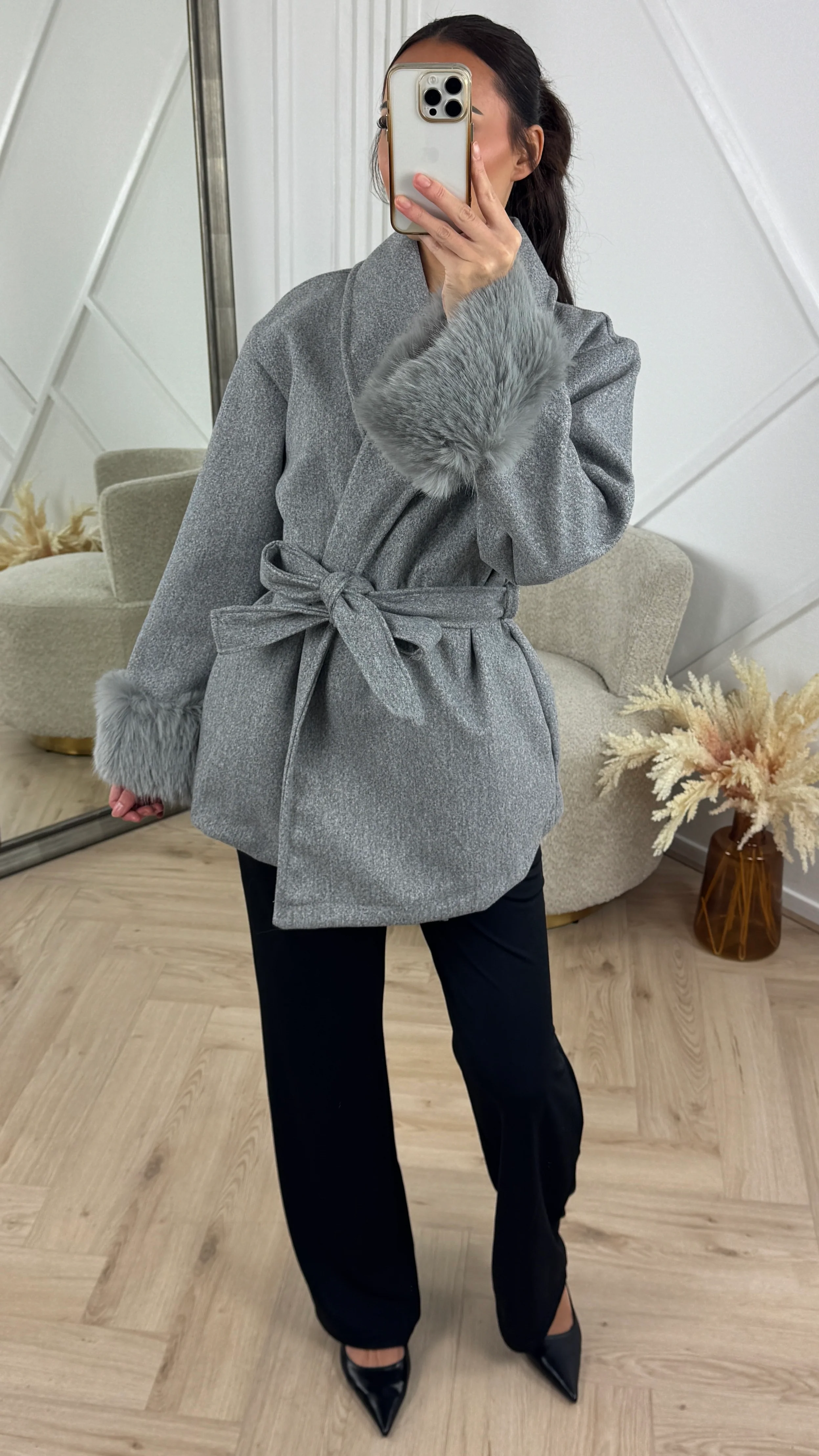Wrap Coat met Faux Fur Manchetten - Image 2