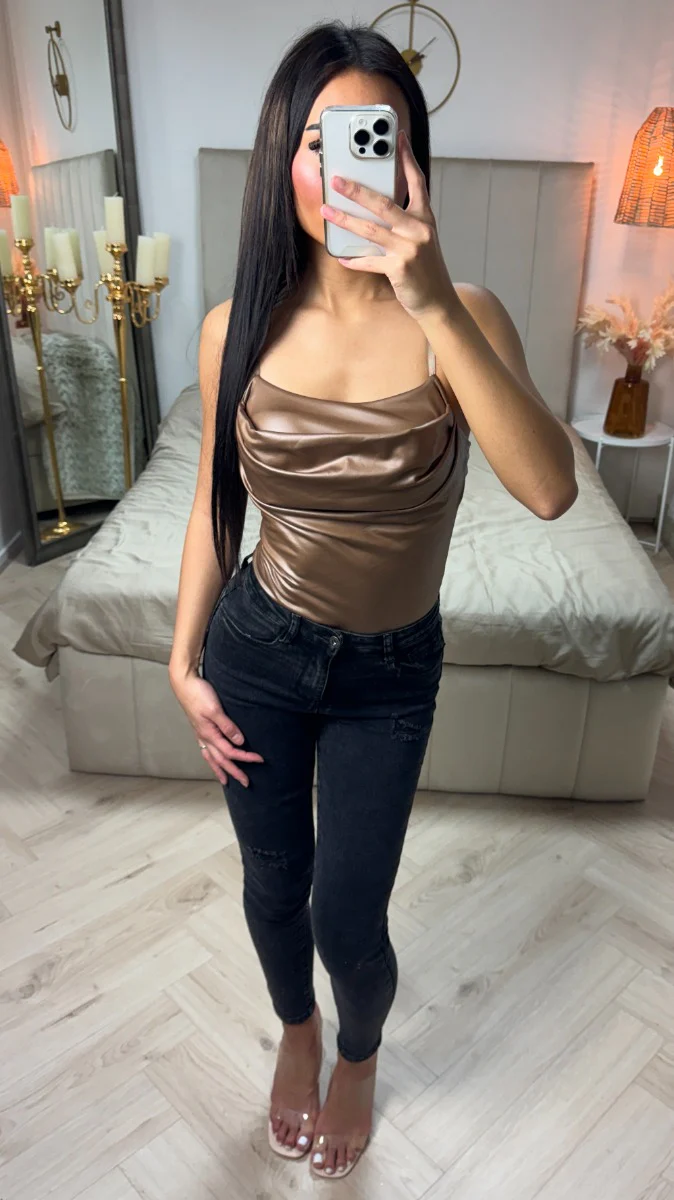 Wrap Strap Bodycon Leatherlook - Image 4